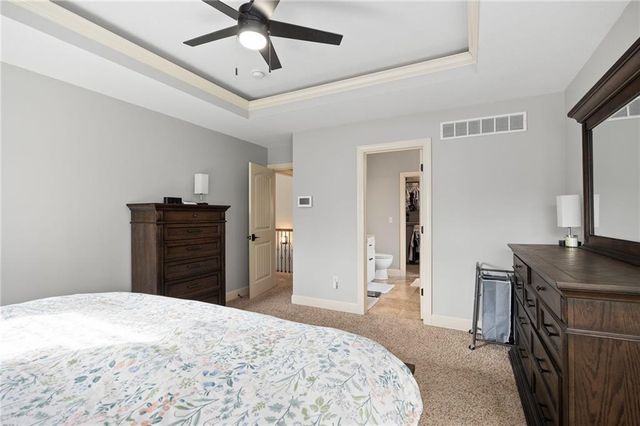 4704 Donnelly Drive, St Joseph, MO 64506