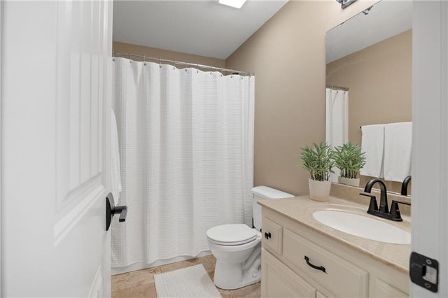 4704 Donnelly Drive, St Joseph, MO 64506