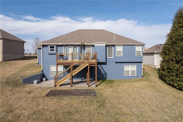 4704 Donnelly Drive, St Joseph, MO 64506