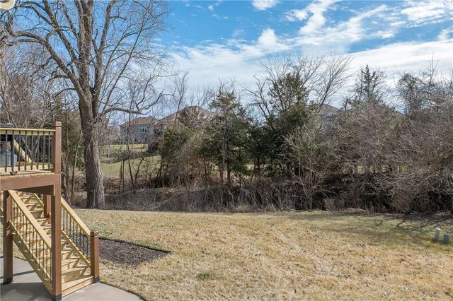 4704 Donnelly Drive, St Joseph, MO 64506