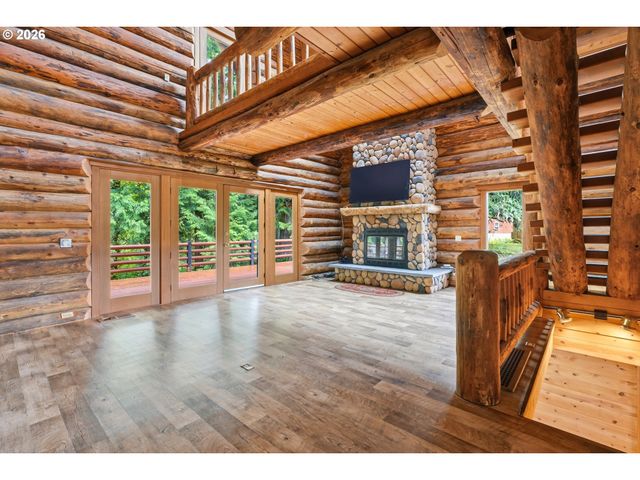 29870 S DHOOGHE Rd, Colton, OR 97017