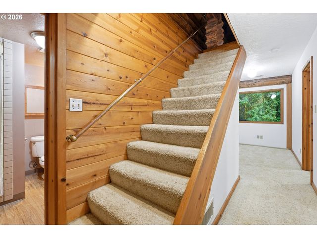 29870 S DHOOGHE Rd, Colton, OR 97017