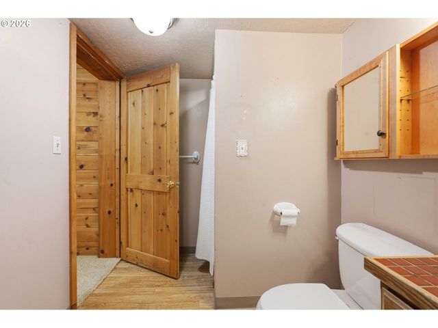 29870 S DHOOGHE Rd, Colton, OR 97017