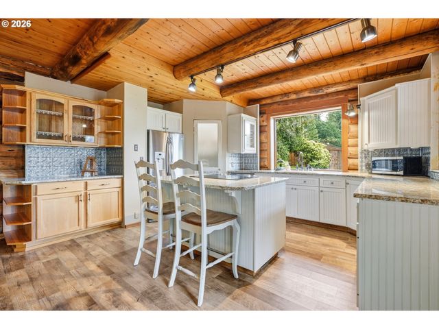 29870 S DHOOGHE Rd, Colton, OR 97017