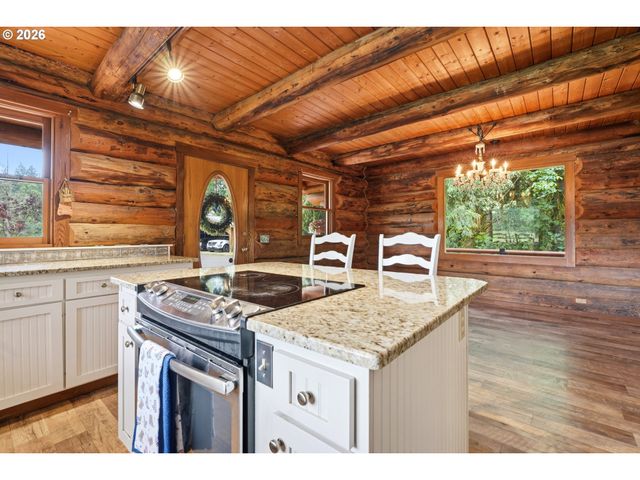 29870 S DHOOGHE Rd, Colton, OR 97017