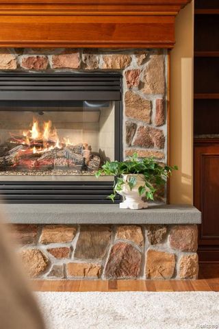 433 John R, Milford, MI 48381