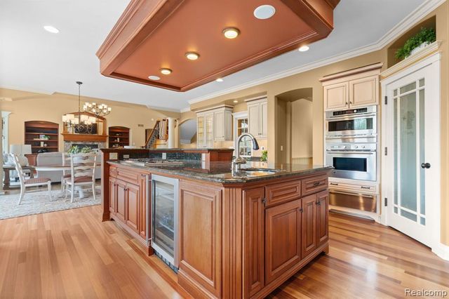 433 John R, Milford, MI 48381