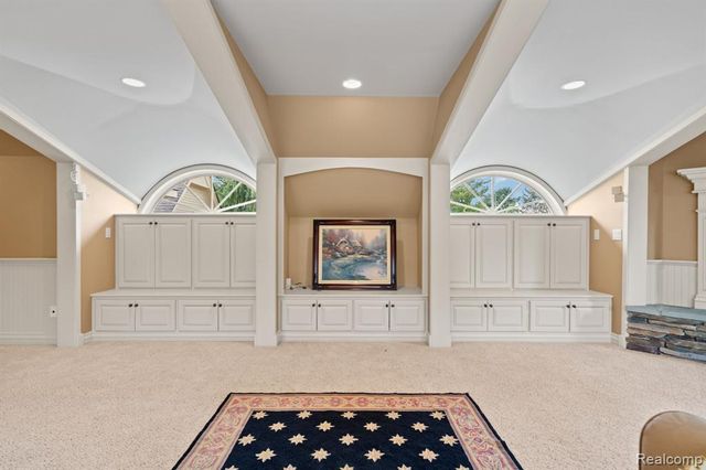 433 John R, Milford, MI 48381