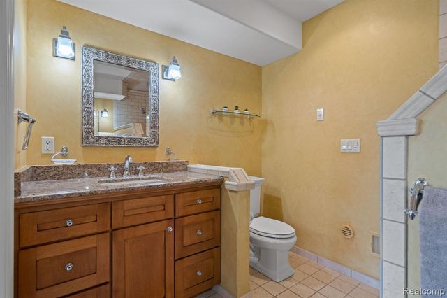 433 John R, Milford, MI 48381