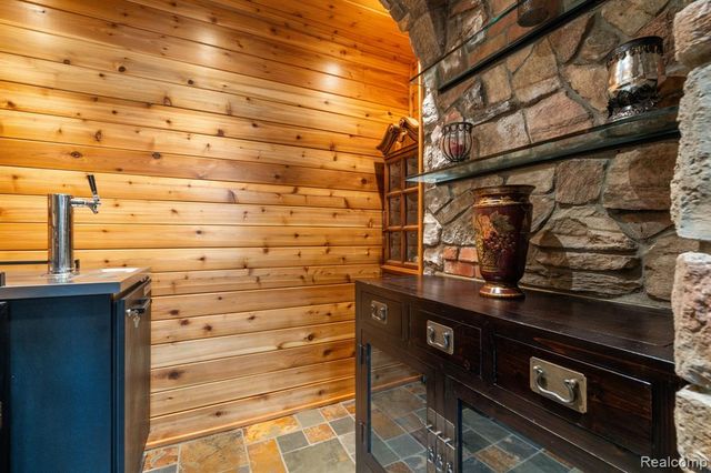 433 John R, Milford, MI 48381