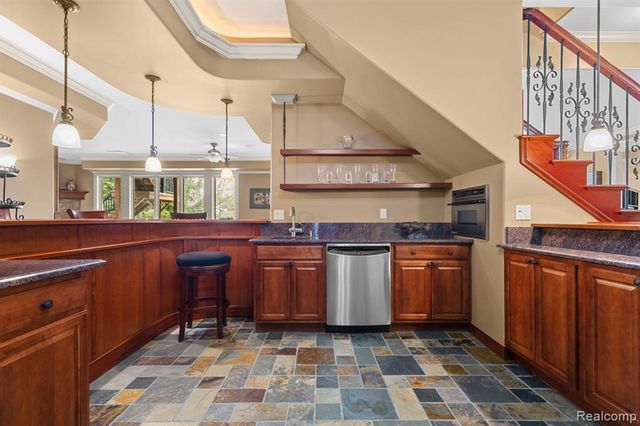 433 John R, Milford, MI 48381