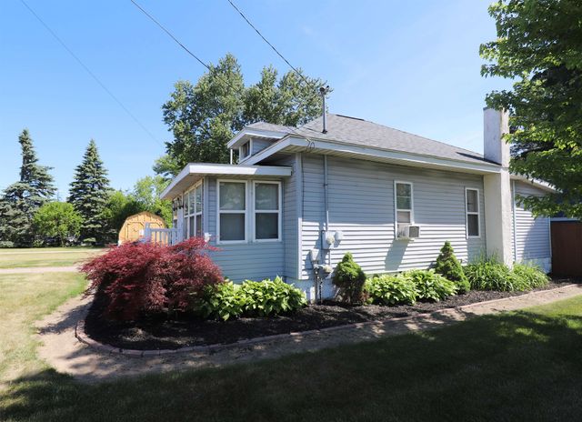 401 S Main Street, Chesaning, MI 48616