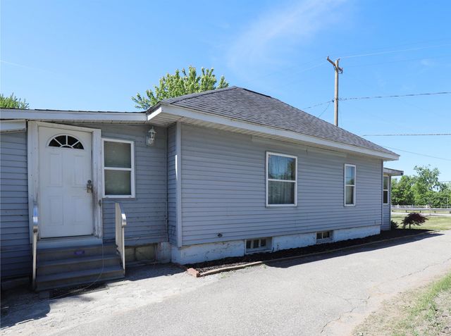 401 S Main Street, Chesaning, MI 48616