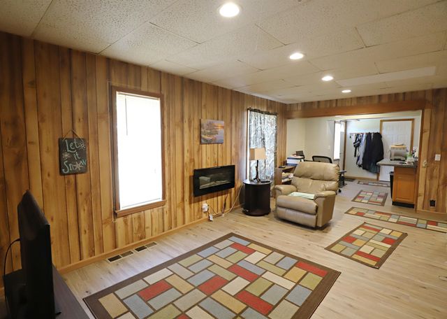 401 S Main Street, Chesaning, MI 48616