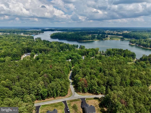 ACORN DR, Mineral, VA 23117