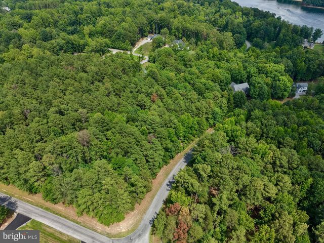 ACORN DR, Mineral, VA 23117