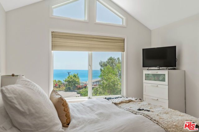 99 Paradise Cove Road, Malibu, CA 90265