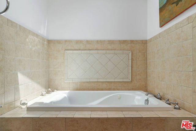 99 Paradise Cove Road, Malibu, CA 90265