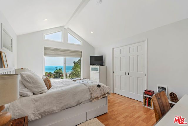 99 Paradise Cove Road, Malibu, CA 90265