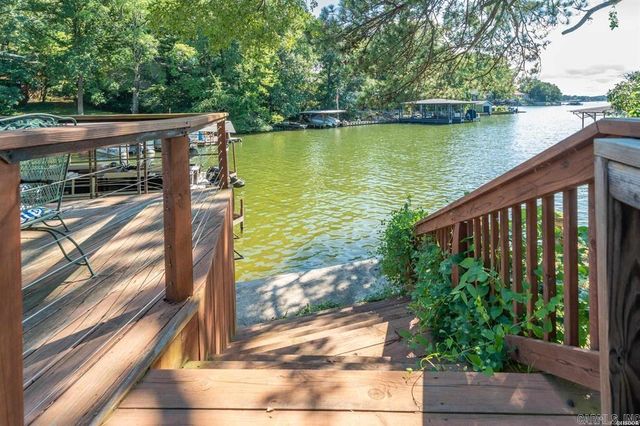 101 and 103 Oak Point Drive, Hot Springs, AR 71901