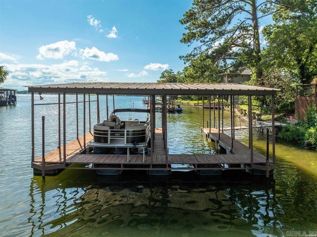 101 and 103 Oak Point Drive, Hot Springs, AR 71901