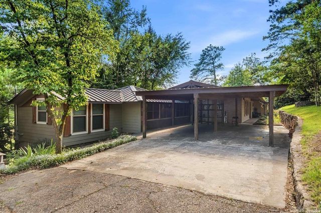 101 and 103 Oak Point Drive, Hot Springs, AR 71901
