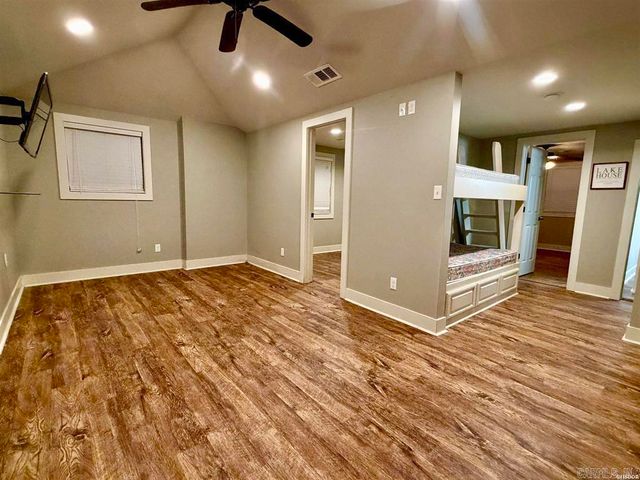 101 and 103 Oak Point Drive, Hot Springs, AR 71901