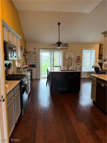 3307 Church Drive, Lorain, OH 44053