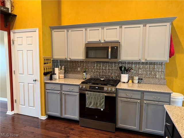3307 Church Drive, Lorain, OH 44053