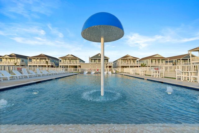 3421 81st Street, Galveston, TX 77551
