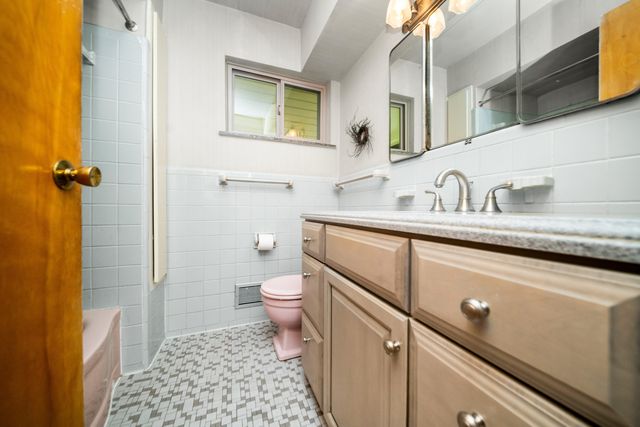 2125 Needham Road, Ann Arbor, MI 48104