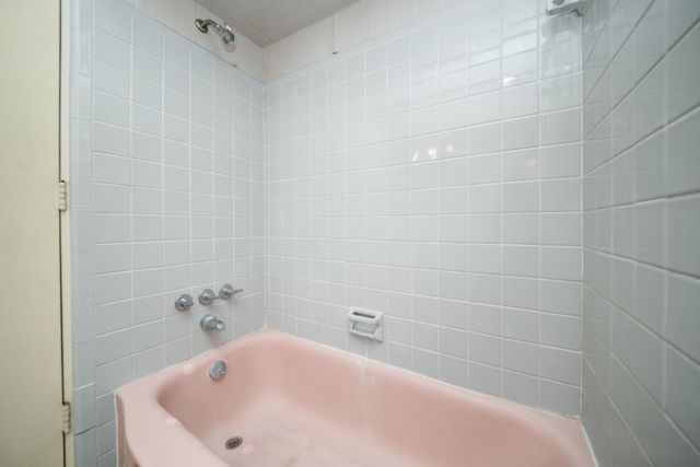 2125 Needham Road, Ann Arbor, MI 48104