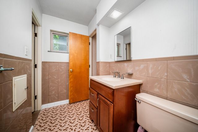 2125 Needham Road, Ann Arbor, MI 48104