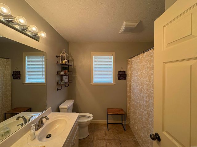 2201 Caleb Drive, Searcy, AR 72143