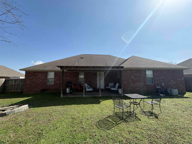 2201 Caleb Drive, Searcy, AR 72143