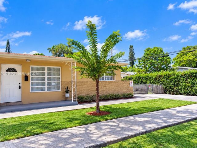 412 SW 10th Street n, Hallandale Beach, FL 33009