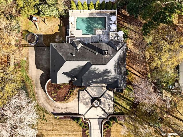 4979 Long Island Drive NW, Atlanta, GA 30327