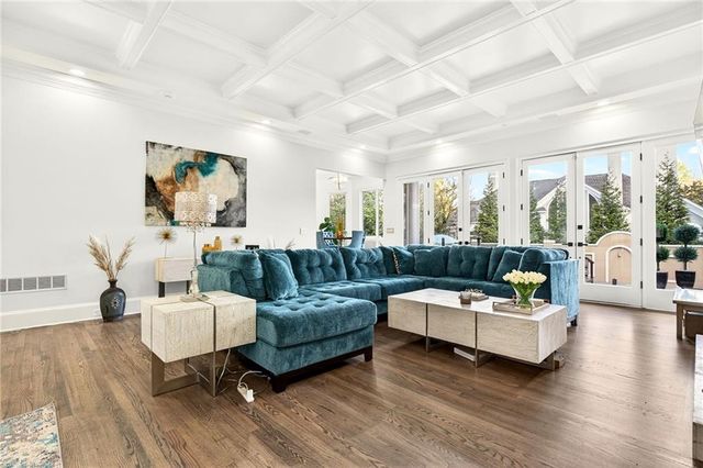 4979 Long Island Drive NW, Atlanta, GA 30327