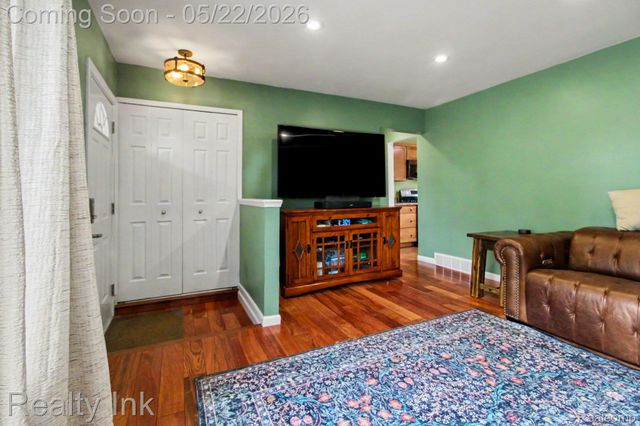 38665 Northampton Street, Westland, MI 48186