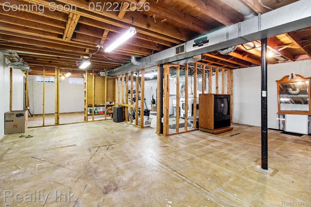 38665 Northampton Street, Westland, MI 48186
