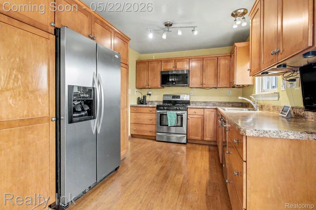 38665 Northampton Street, Westland, MI 48186