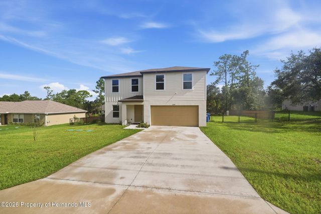 12145 Peregrine Falcon Avenue, Weeki Wachee, FL 34614