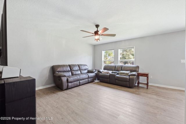 12145 Peregrine Falcon Avenue, Weeki Wachee, FL 34614