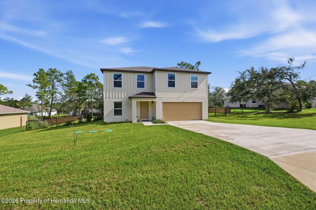 12145 Peregrine Falcon Avenue, Weeki Wachee, FL 34614