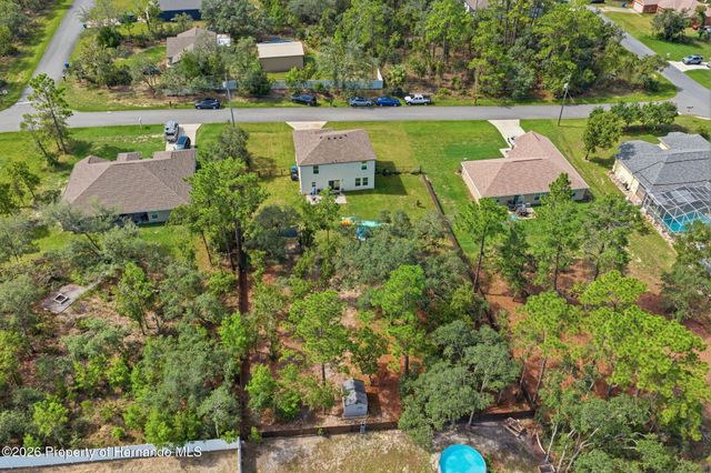 12145 Peregrine Falcon Avenue, Weeki Wachee, FL 34614