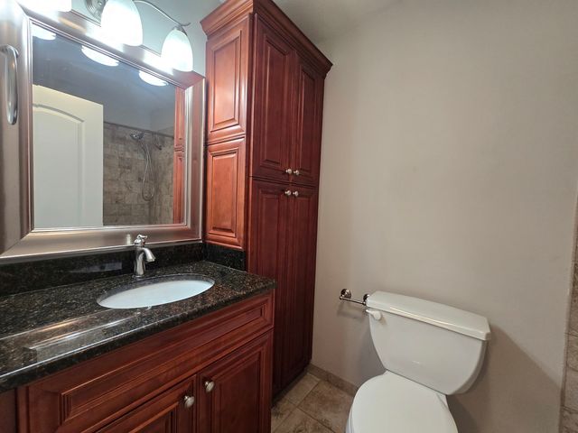 349 Newgate Court C1, Schaumburg, IL 60193