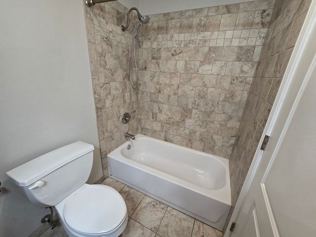 349 Newgate Court C1, Schaumburg, IL 60193