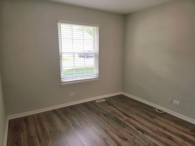 349 Newgate Court C1, Schaumburg, IL 60193