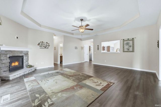 7901 Bridle Crossing, Fort Wayne, IN 46825