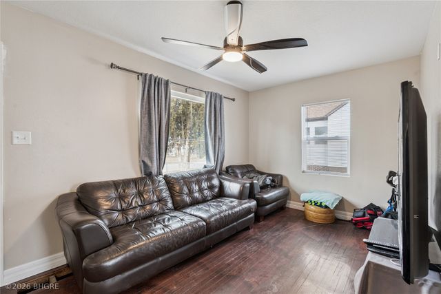 1321 E 25th Street, Des Moines, IA 50317